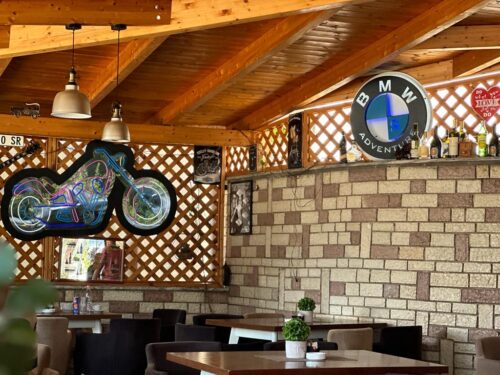Hotel Ramo w Sarandzie – najlepsza restauracja dla motocyklistów w Albanii