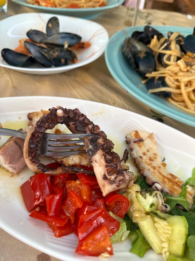 Saranda Restorant – najlepsza grillowana ośmiornica w Sarandzie