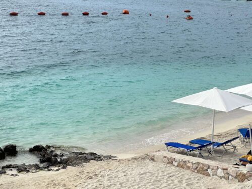 Pogoda Saranda – temperatura w poszczególnych miesiącach