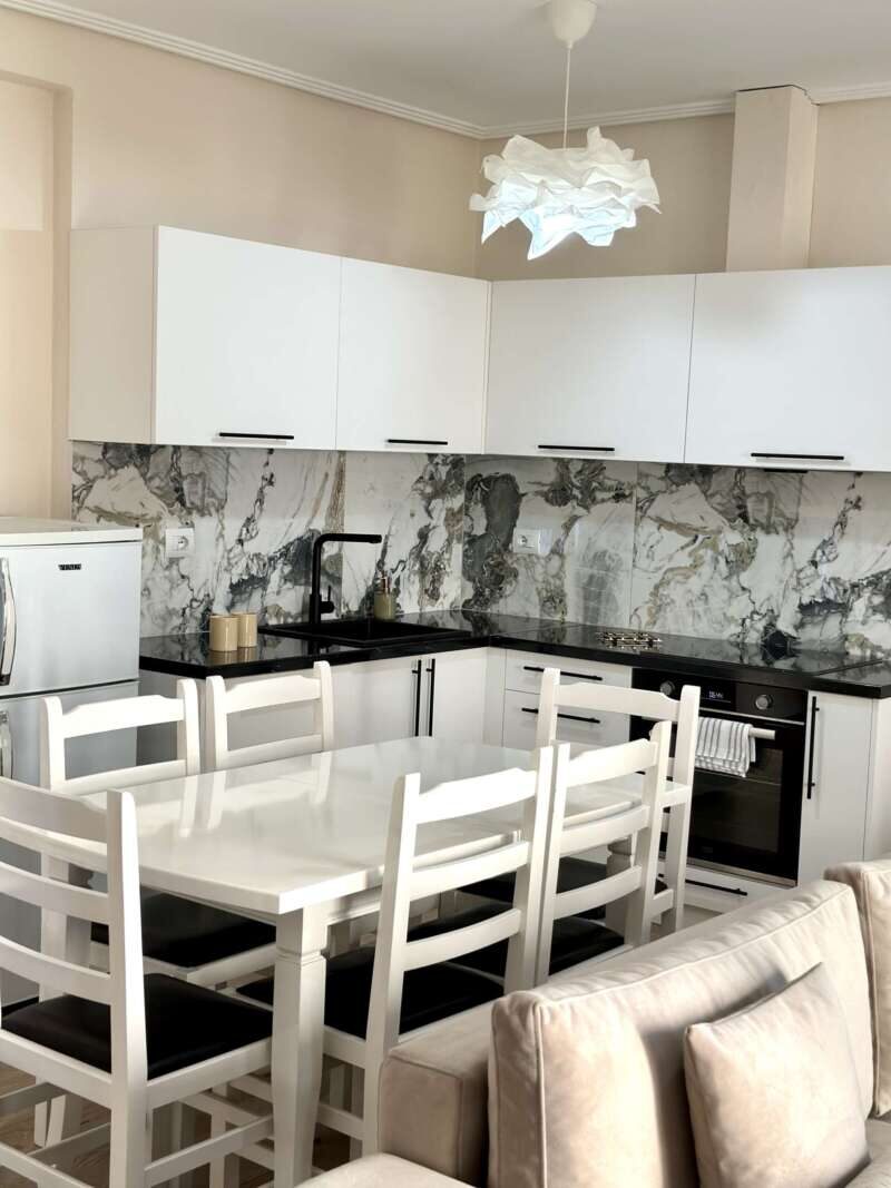 Apartament 150m od plaży, pierwsza linia Nr.Ref:Rw088