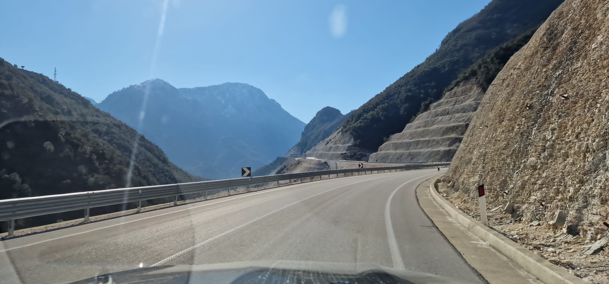 Jak dojechać do Albanii samochodem